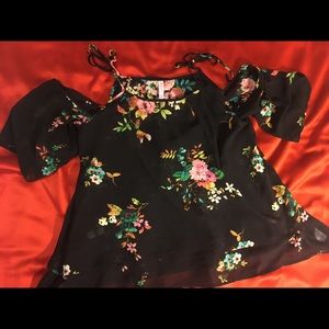 Black 2layer sheer Tie bare shoulder floral blouse